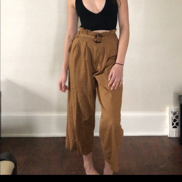 Belted Camal Paperbag Pants - Picture 2 of 5